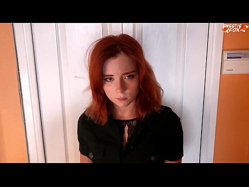 ❤️ A Guardia di Sicurezza hà punitu una bella donna per un tacchettu - Cum in bocca ❤️ Porno à noi ❌️❤