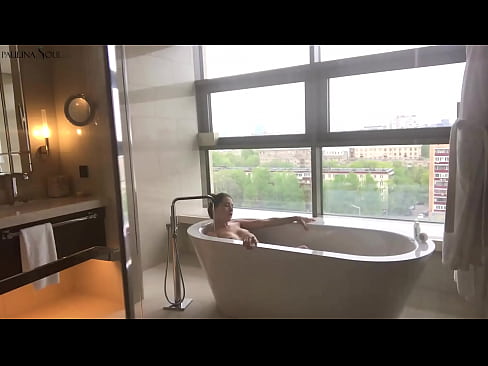 ❤️ Tremenda babe Passionately jerking off its pussy in u bagnu ❤️ Porno à noi ❌️❤